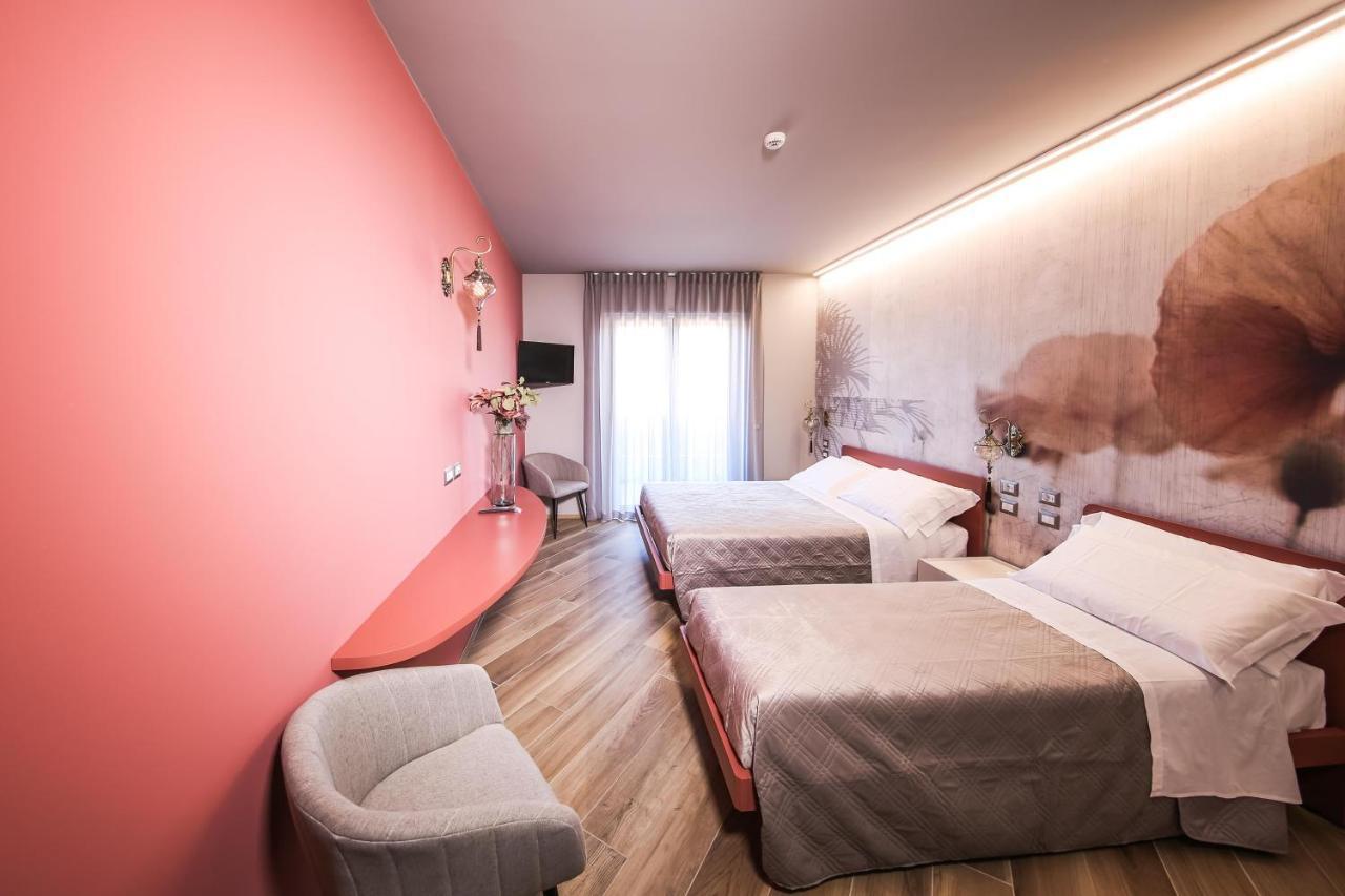 Vicolo Malavolta 7 Rooms And Suites Pedaso Extérieur photo